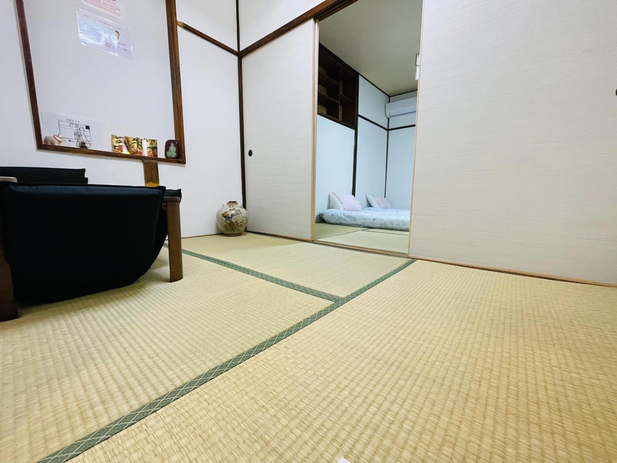 難波心斎橋10Minutes民宿2号室 Osaka Exterior foto